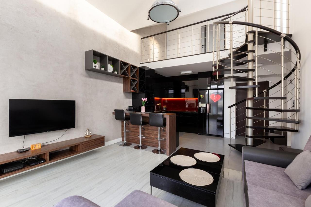 Janki Bryla Two-Level Apartment Gdynia Buitenkant foto